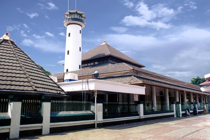 daftar masjid tertua di indonesia
