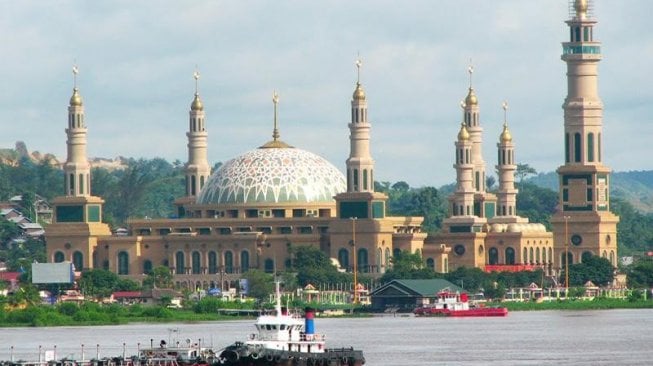 Masjid Terbesar di Indonesia 